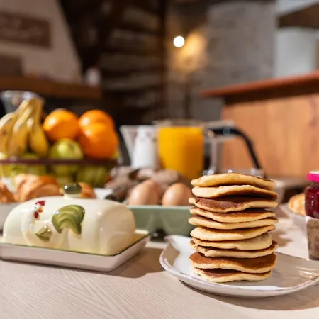 Maison De Village Au Coeur Des Remparts Casa vacanze *